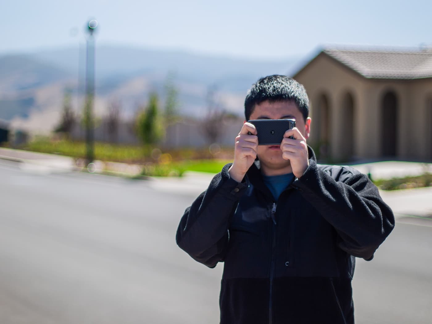 LUCHEN Watson + canon 50mm f1.4 sample